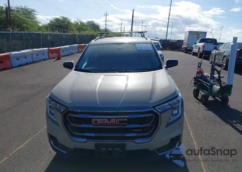 2022 GMC Terrain Awd At4 from USA, damaged, VIN 3GKALYEV9NL259342